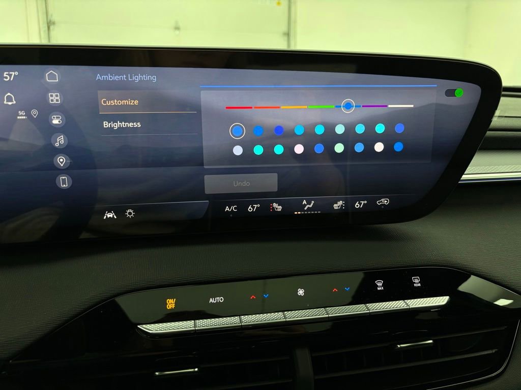 New 2026 Buick Enclave Sport Touring w/ Power Package image 28