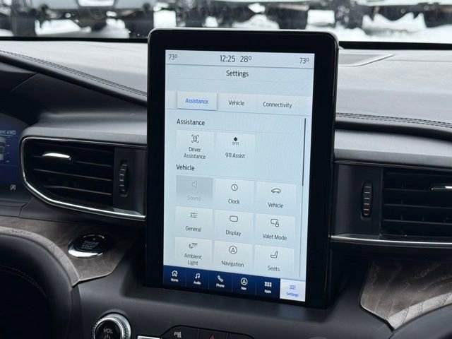 Used 2020 Ford Explorer Platinum w/ Premium Technology Package image 26