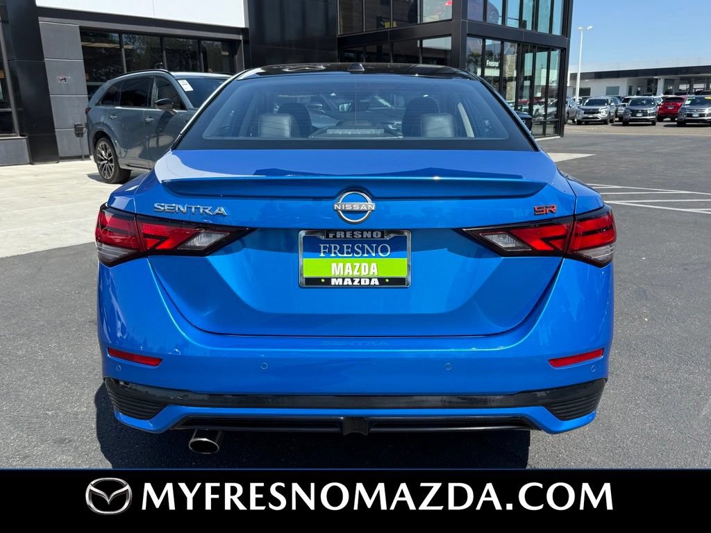 Used 2025 Nissan Sentra SR w/ SR Premium Package FWD image 9