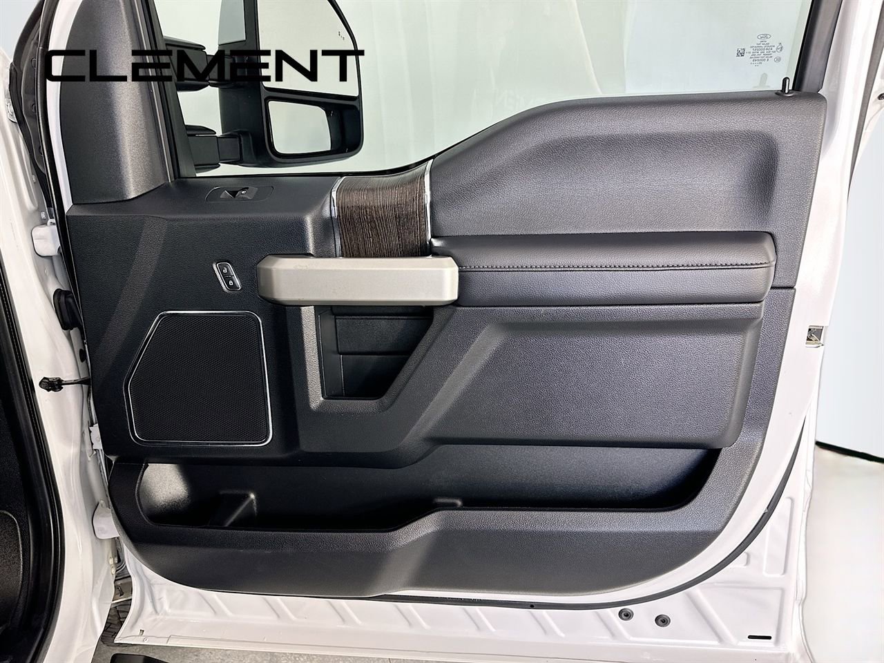 Used 2020 Ford F250 Lariat w/ Lariat Value Package image 33