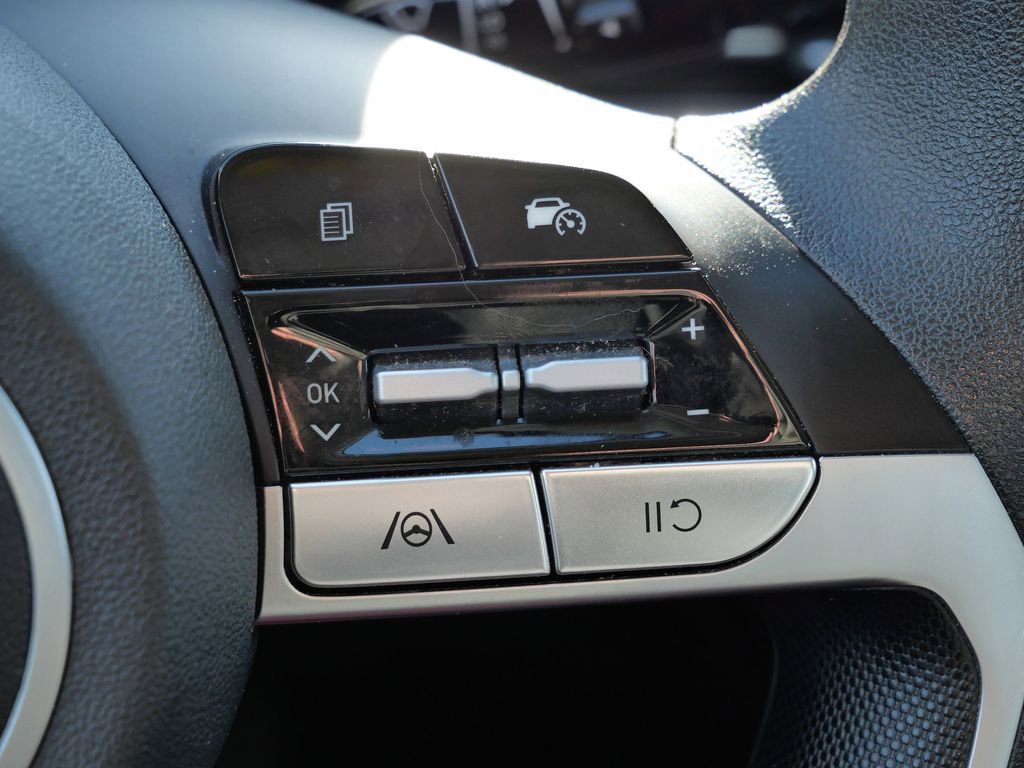 Used 2024 Hyundai Elantra SEL image 33