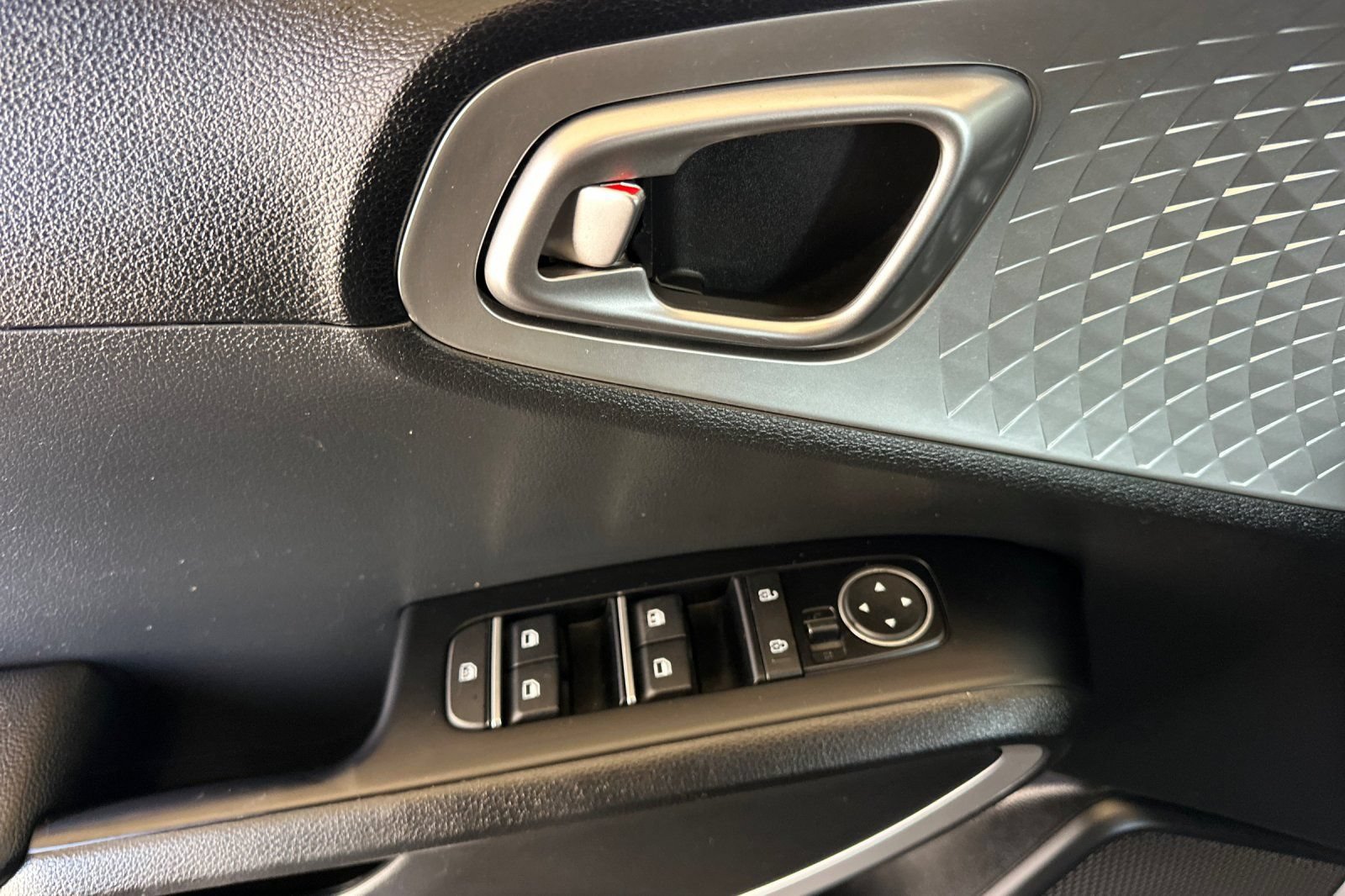 Certified 2023 Kia Soul LX FWD image 11