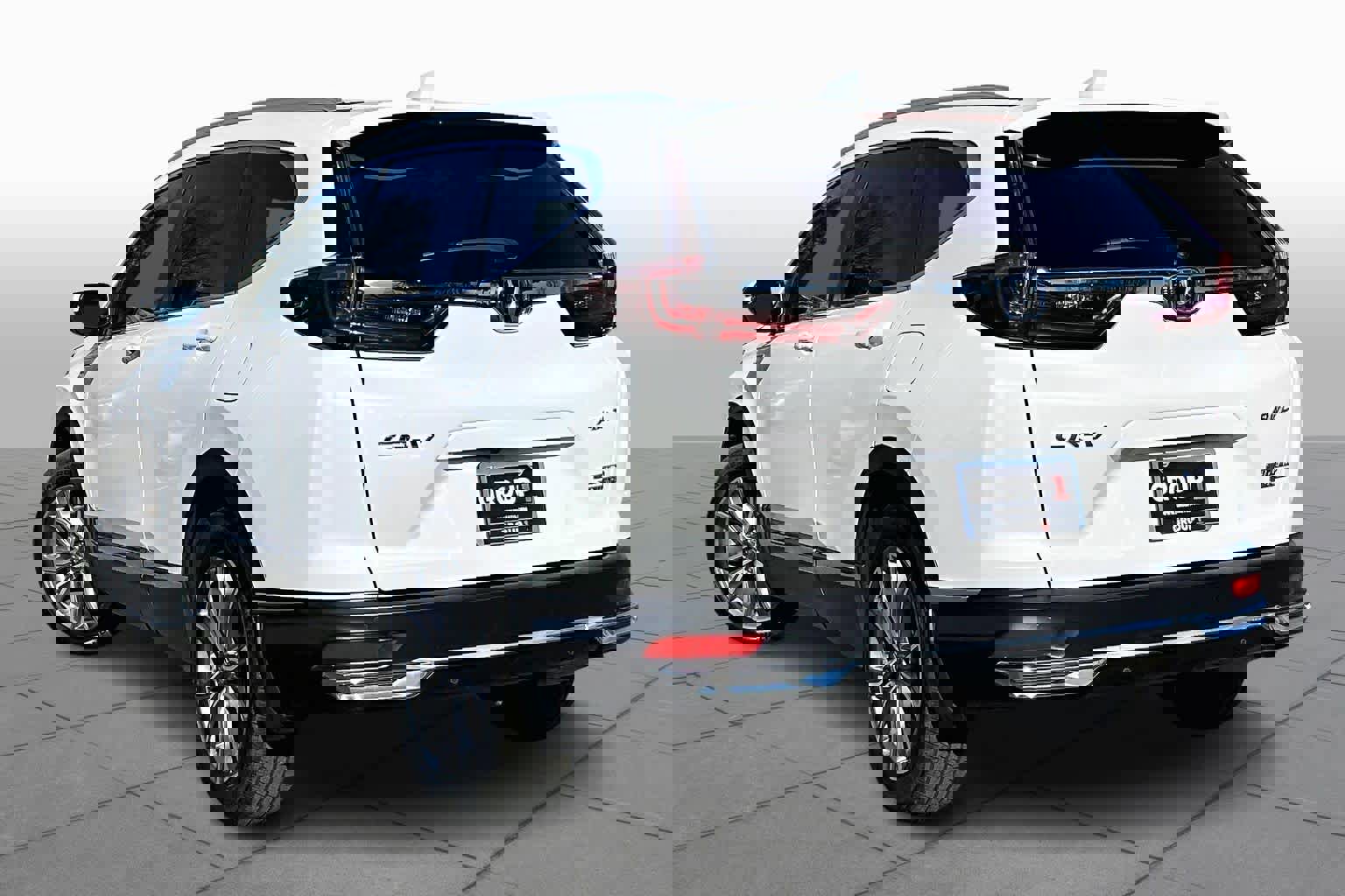 Used 2022 Honda CR-V Touring image 11