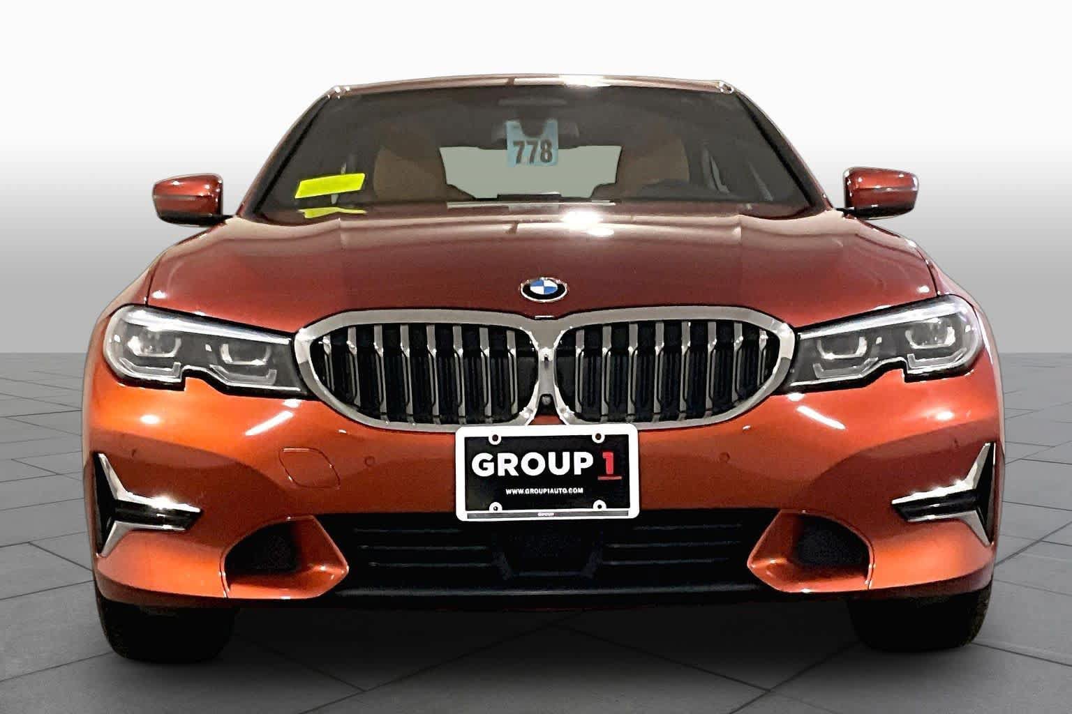 Used 2019 BMW 330i xDrive Sedan w/ Premium Package AWD/4WD image 3