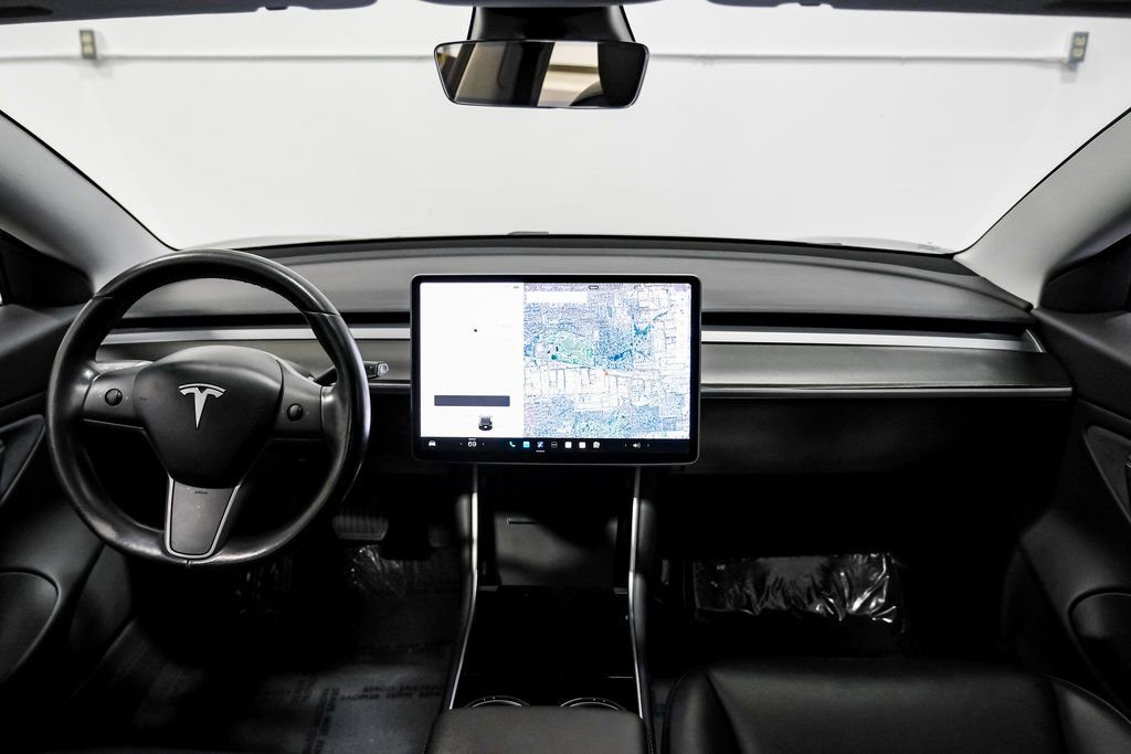 Used 2019 Tesla Model 3 Standard Range Plus image 15