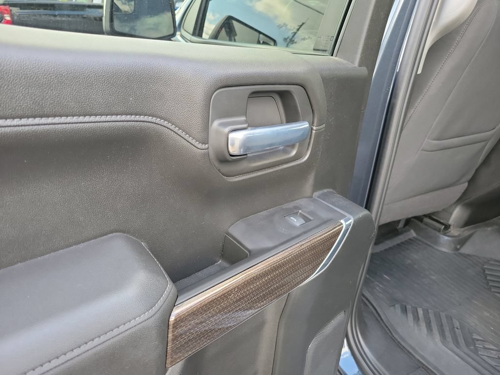 Used 2021 Chevrolet Silverado 1500 LT Trail Boss w/ Convenience Package II AWD/4WD image 18