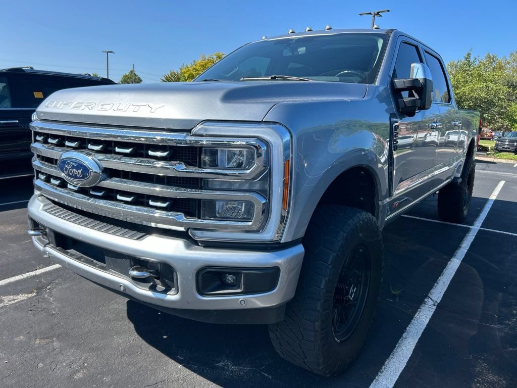 Used 2023 Ford F250 Lariat w/ Lariat Ultimate Package AWD/4WD image 1