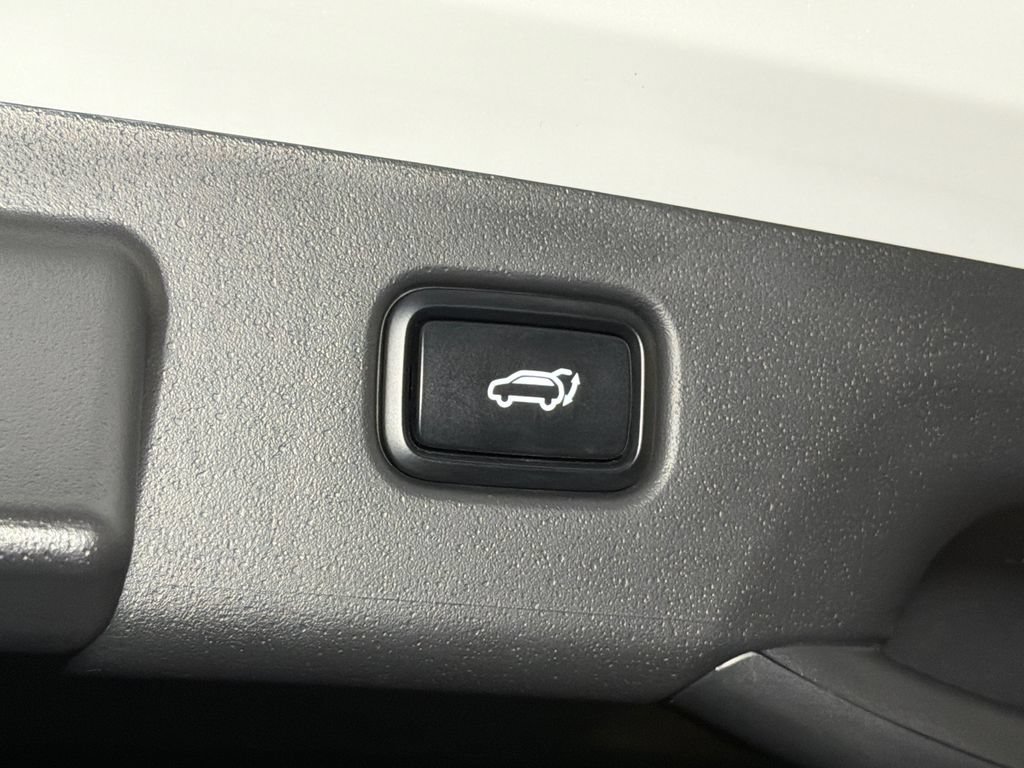 Certified 2023 Kia Niro Wave FWD image 7
