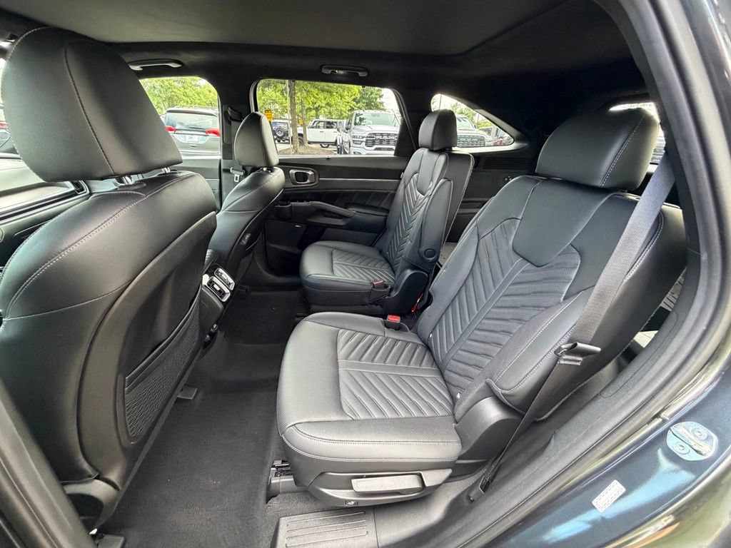 Used 2024 Kia Sorento SX Prestige AWD/4WD image 18
