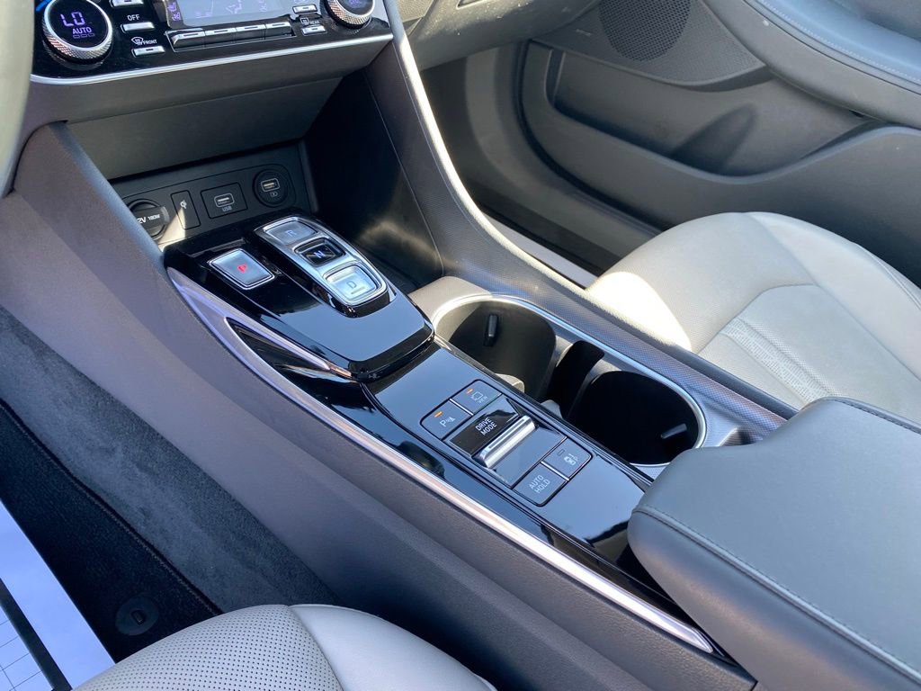 Used 2020 Hyundai Sonata Limited image 13