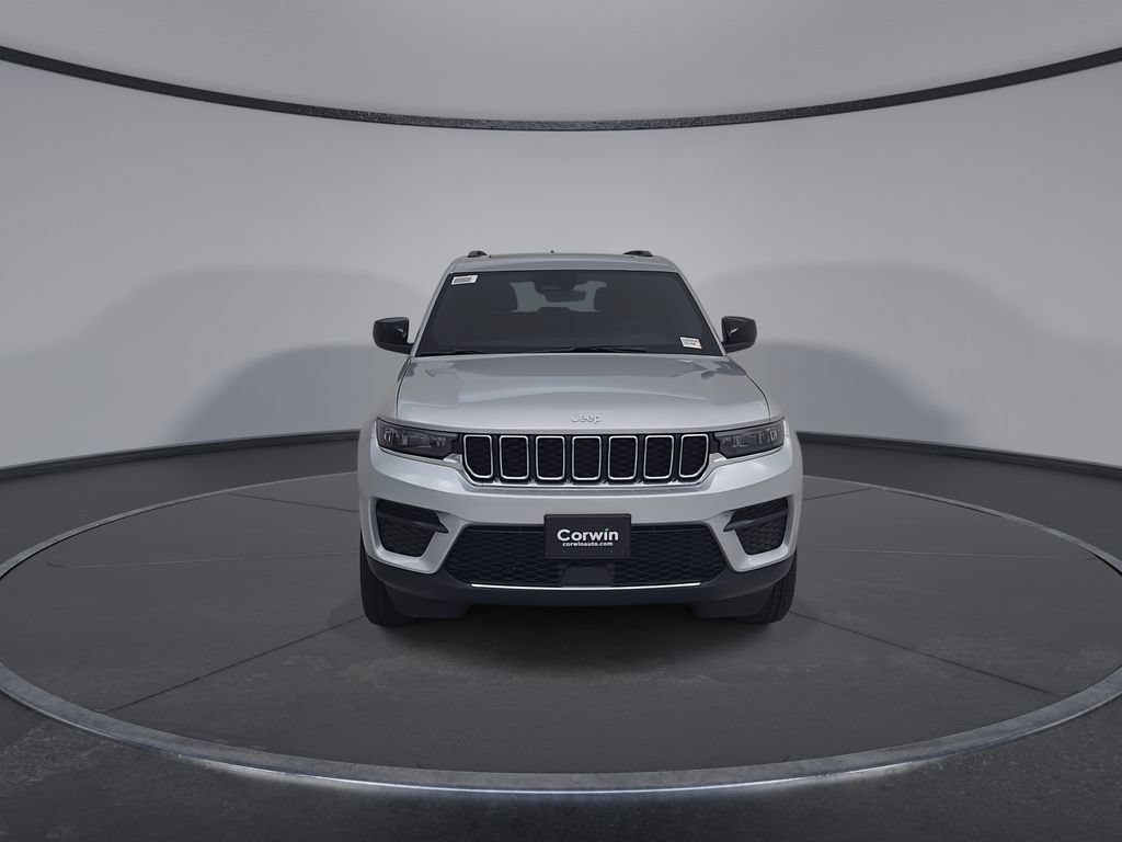 New 2026 Jeep Grand Cherokee Laredo X AWD/4WD image 5