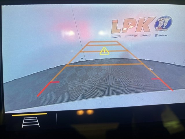 Used 2020 Chevrolet Malibu Premier image 41