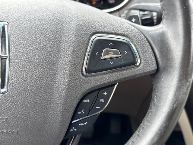 Used 2016 Lincoln MKX Select w/ Select Plus Package FWD image 26
