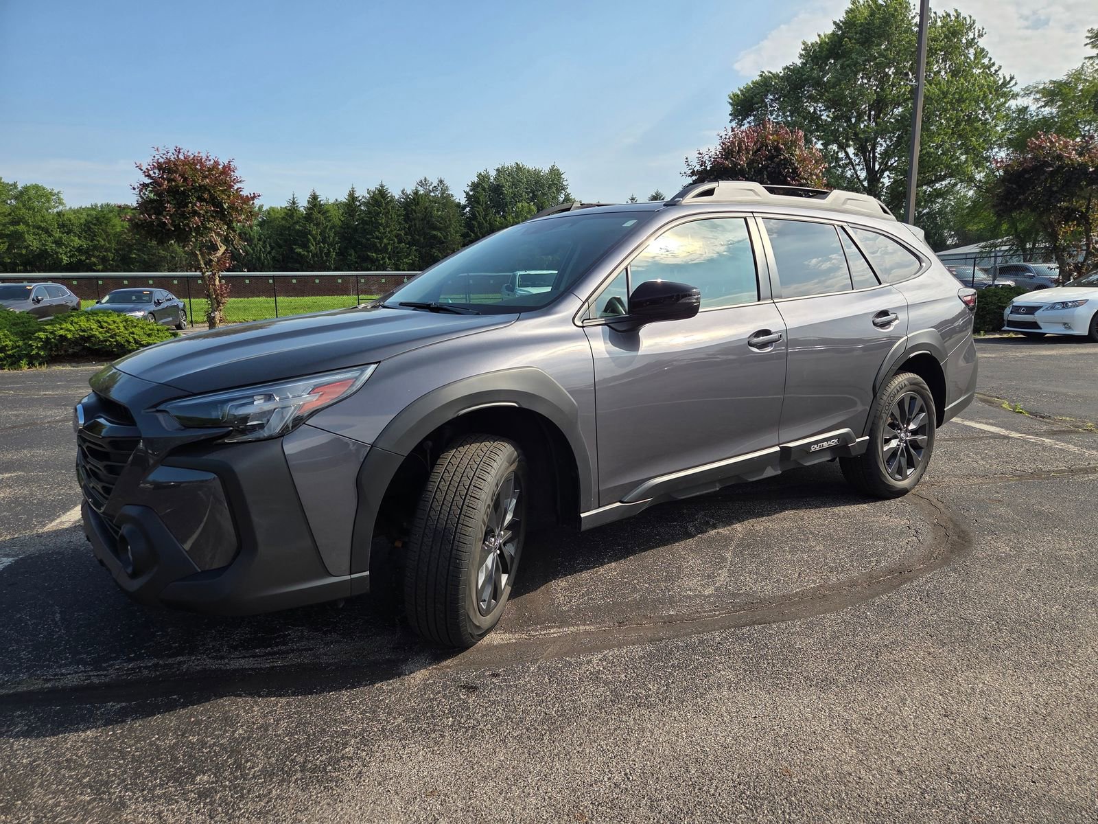 Used 2025 Subaru Outback Onyx Edition AWD/4WD image 14