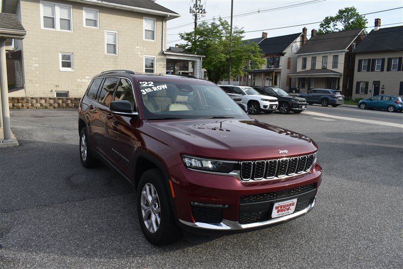 Used 2022 Jeep Grand Cherokee L Limited AWD/4WD image 10