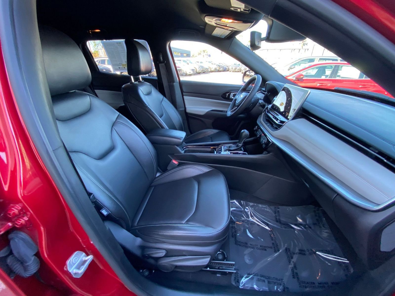 Used 2025 Jeep Compass Limited AWD/4WD image 28