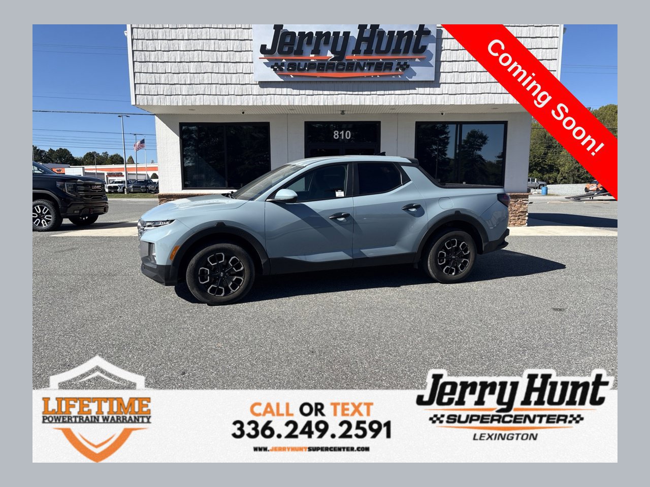 Used 2023 Hyundai Santa Cruz SE AWD/4WD image 1