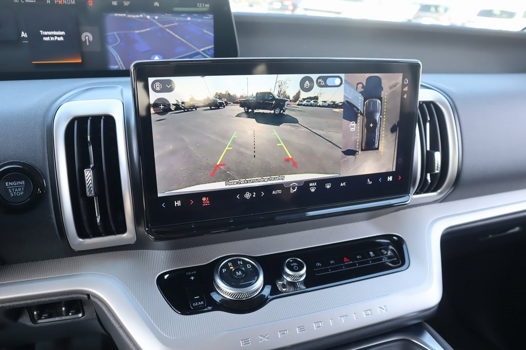 New 2025 Ford Expedition Active image 6