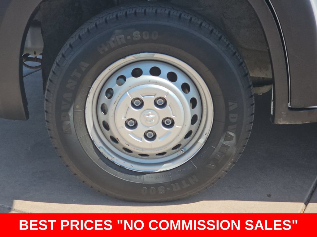 Used 2025 RAM ProMaster 2500 w/ Convenience Group FWD image 35