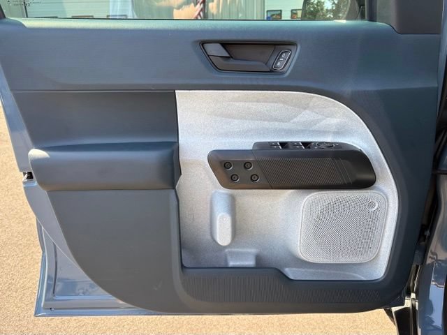 New 2026 Ford Maverick XLT w/ XLT Luxury Package FWD image 9