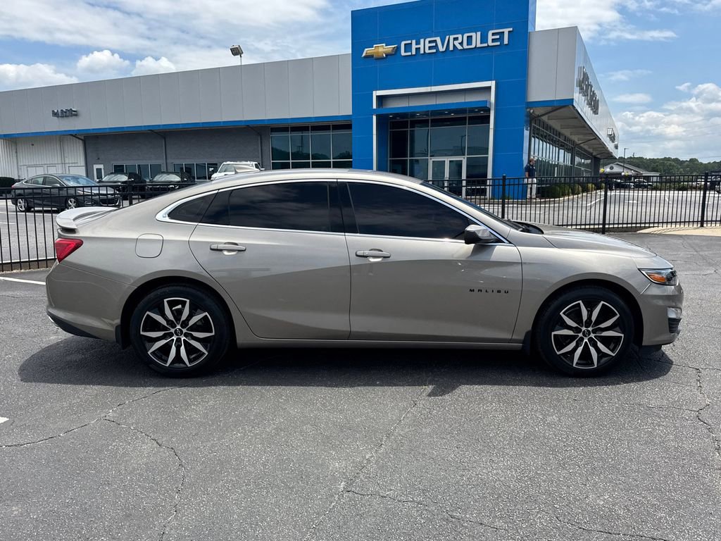 Used 2022 Chevrolet Malibu RS FWD image 5