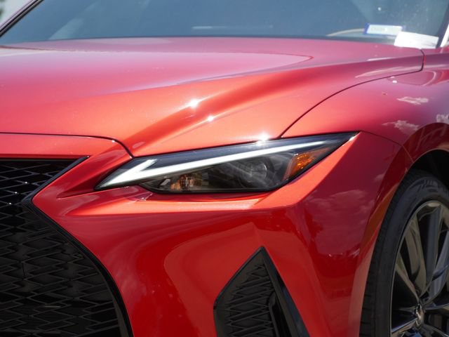 Used 2025 Lexus IS 350 F Sport RWD image 4
