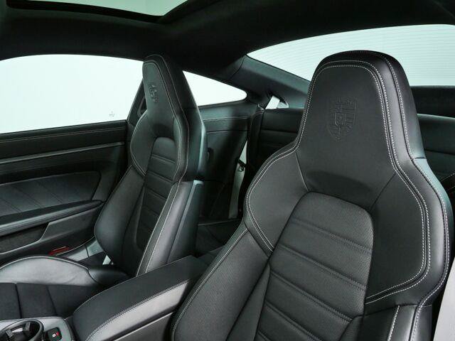 Used 2024 Porsche 911 Carrera 4S AWD/4WD image 5