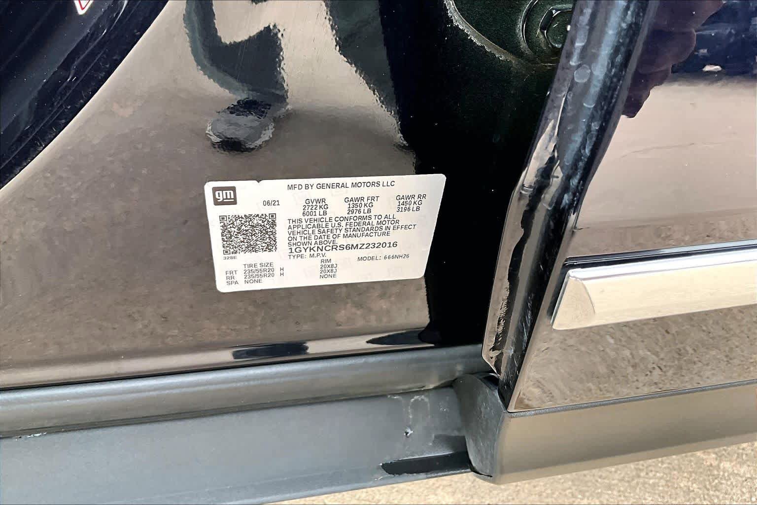 Used 2021 Cadillac XT5 Premium Luxury w/ LPO, Floor Liner Package FWD image 35