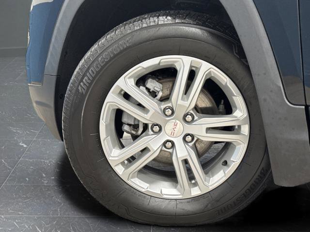 Used 2023 GMC Terrain SLE w/ Driver Convenience Package image 34