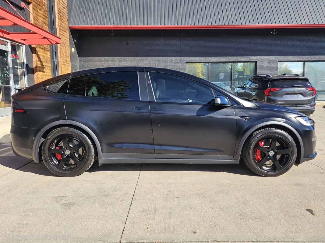 Used 2022 Tesla Model X AWD/4WD image 10