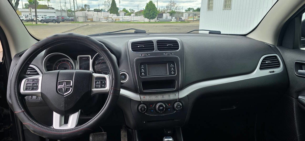 Used 2012 Dodge Journey SXT FWD image 11