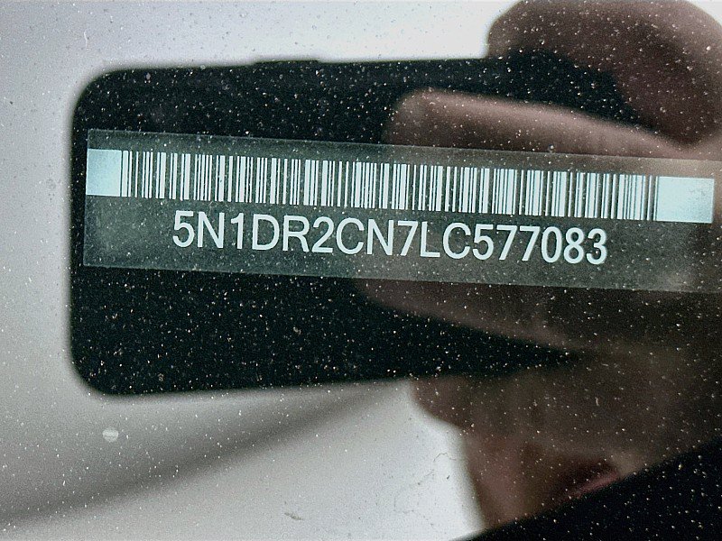 Used 2020 Nissan Pathfinder SL FWD image 34