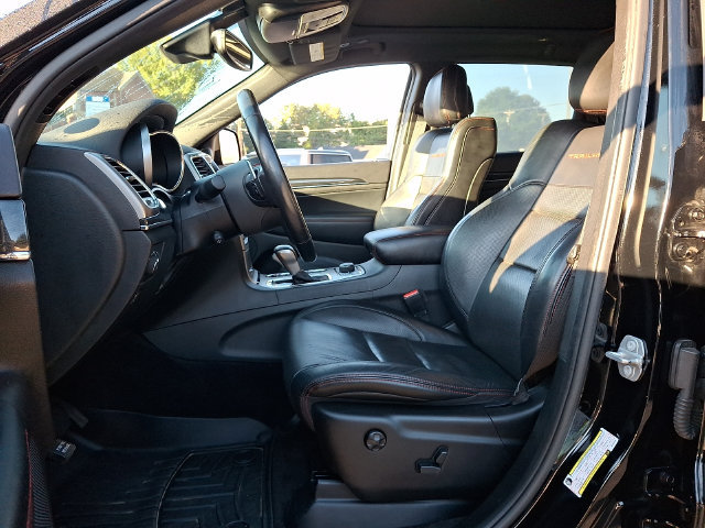 Used 2018 Jeep Grand Cherokee Trailhawk w/ Trailhawk Luxury Group AWD/4WD image 13