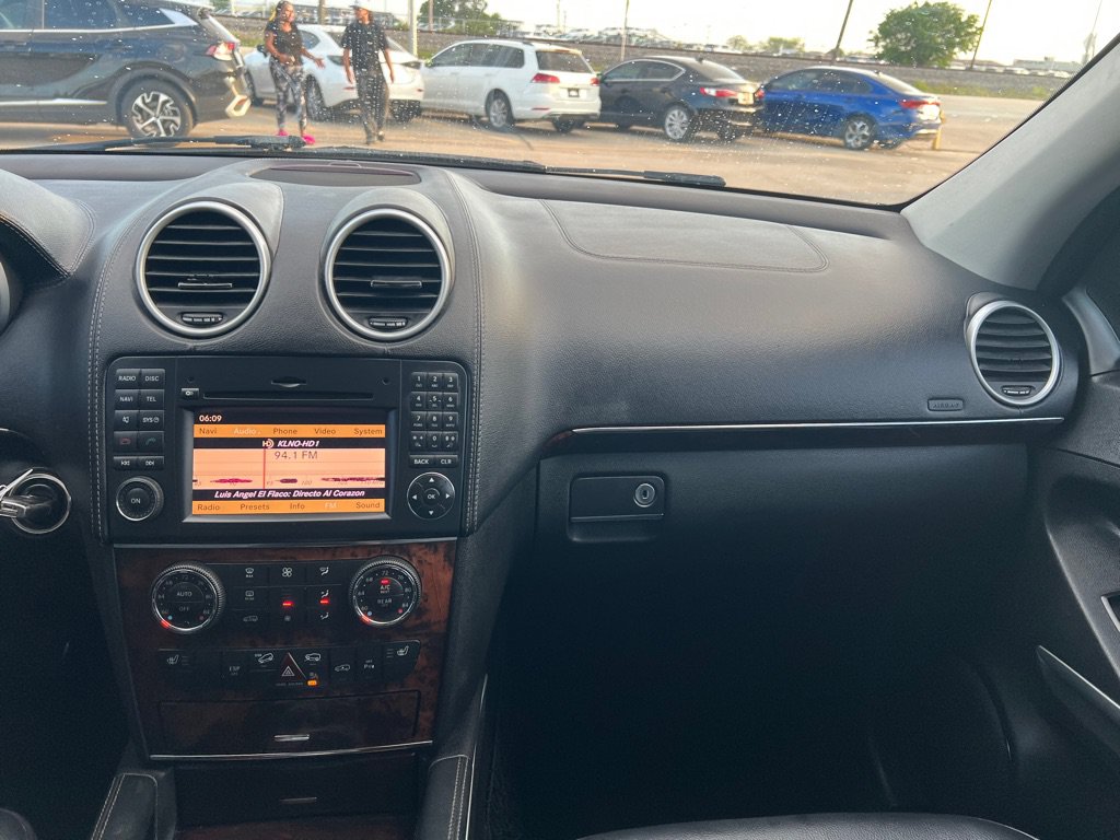 Used 2010 Mercedes-Benz GL 450 4MATIC image 18