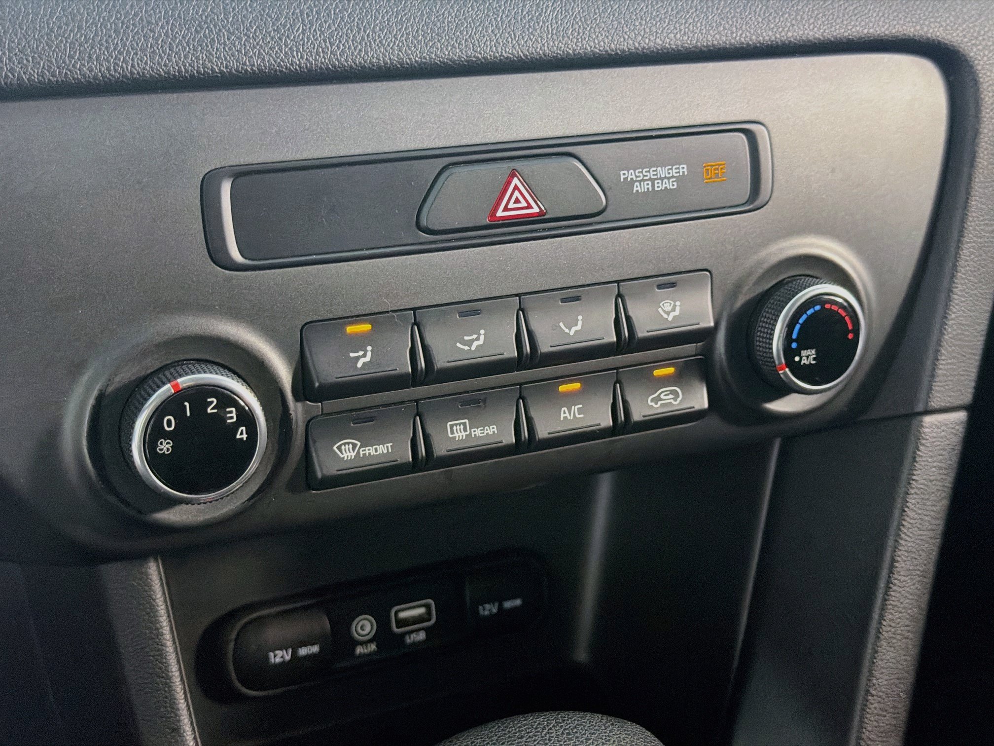 Used 2019 Kia Sportage LX FWD image 23