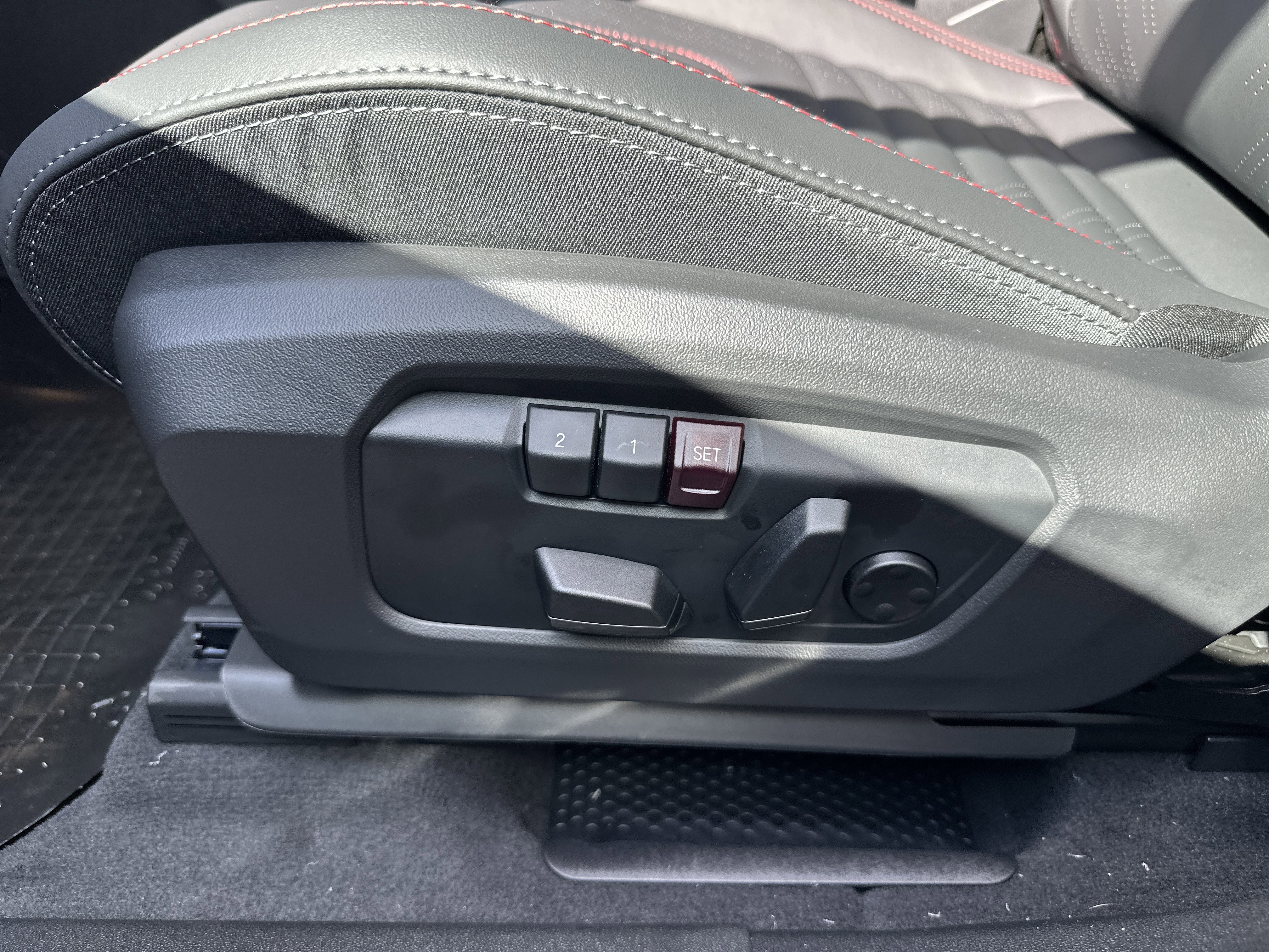 New 2026 MINI Cooper Countryman S w/ Comfort Package Max image 14