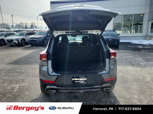 Used 2023 Chevrolet TrailBlazer ACTIV w/ Sun and Liftgate Package image 13