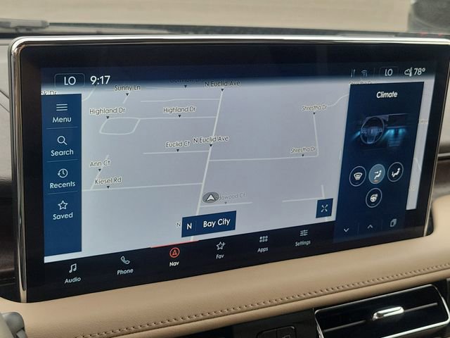 Used 2022 Lincoln Nautilus Reserve w/ Luxury Package image 14