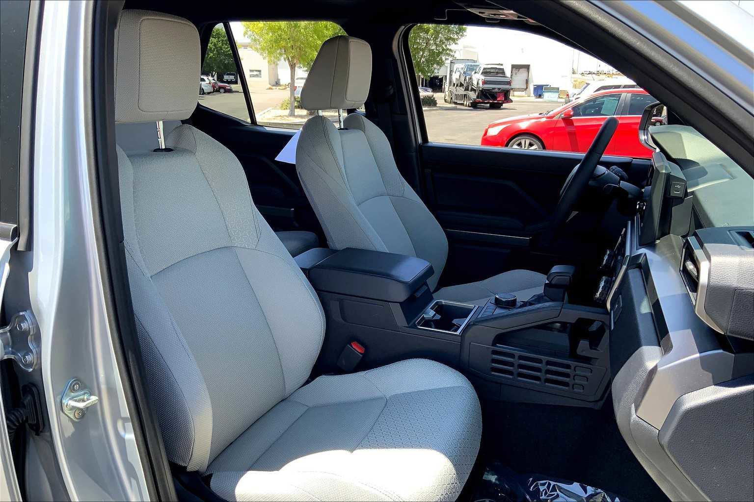 Certified 2025 Toyota 4Runner SR5 image 8