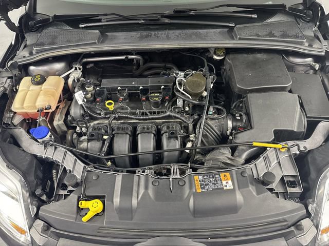 Used 2014 Ford Focus SE FWD image 25