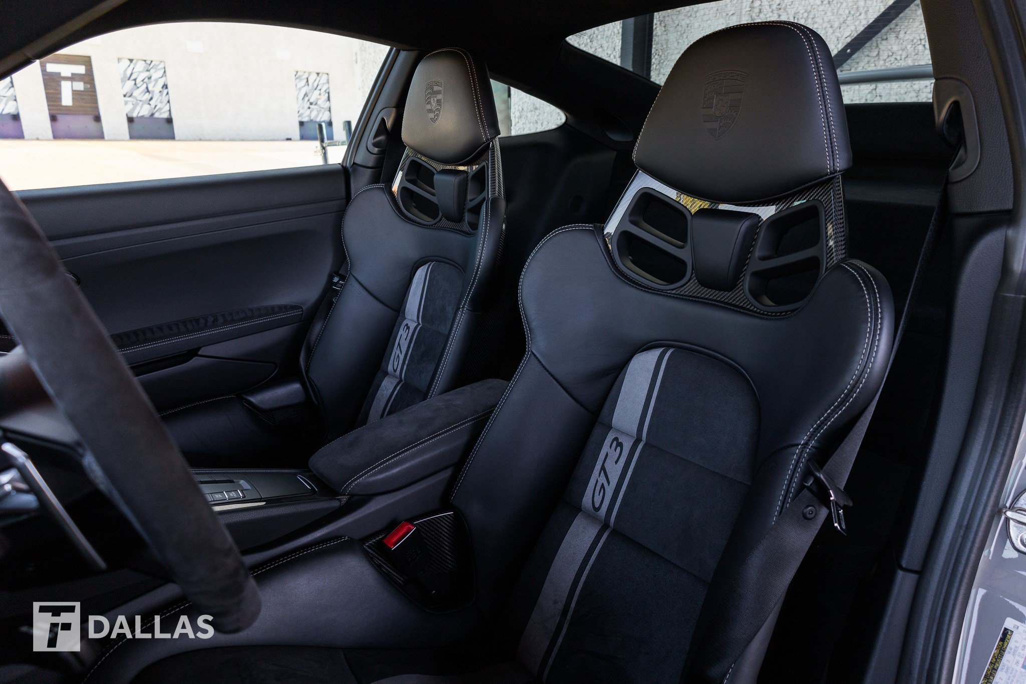 Used 2018 Porsche 911 GT3 RWD image 25