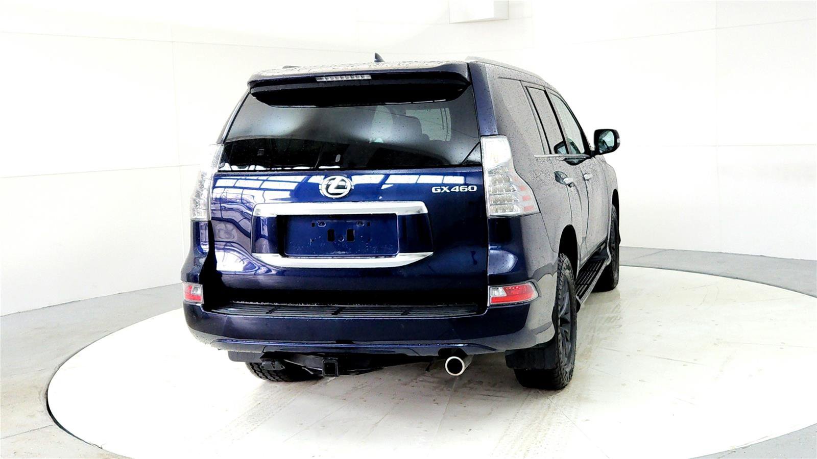 Used 2023 Lexus GX 460 Premium w/ Premium Package image 5