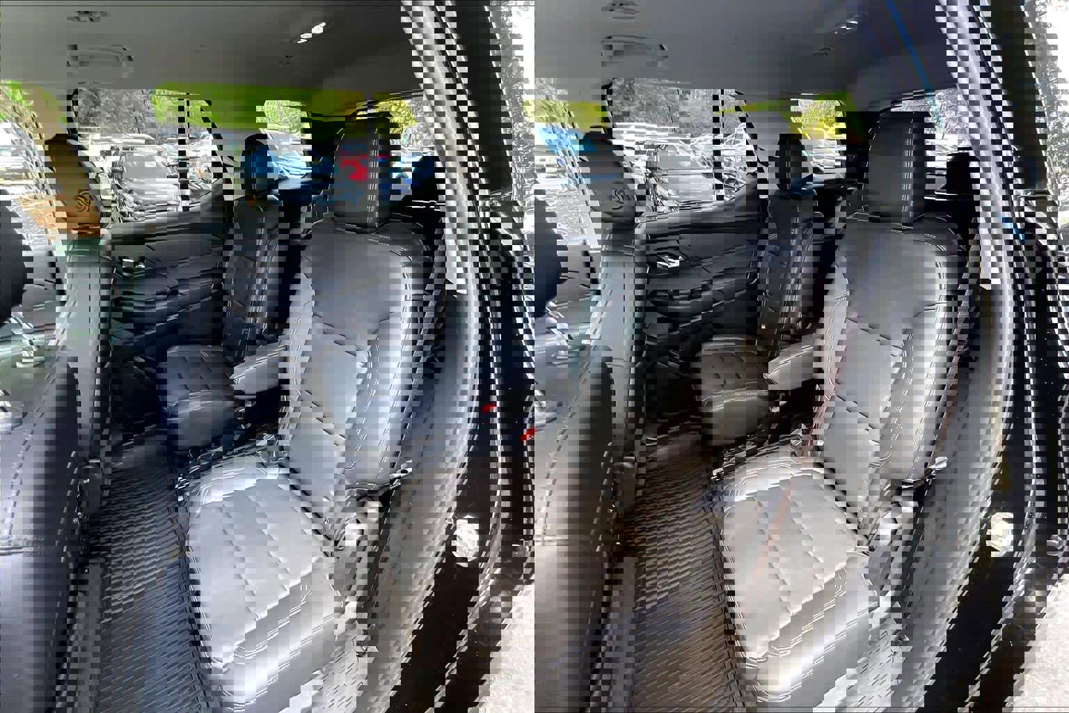 Used 2020 Chevrolet Traverse RS FWD image 25