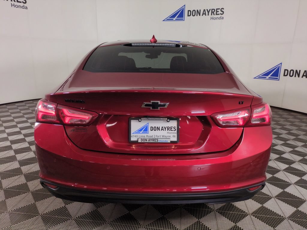 Used 2025 Chevrolet Malibu LT w/ Sport Edition FWD image 4
