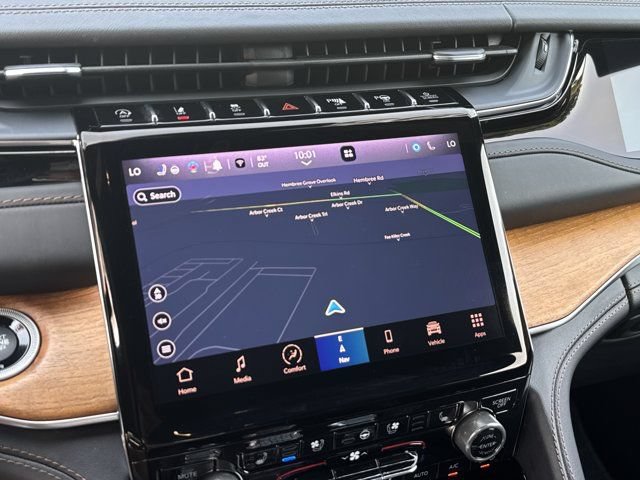 Certified 2022 Jeep Grand Cherokee Summit AWD/4WD image 35
