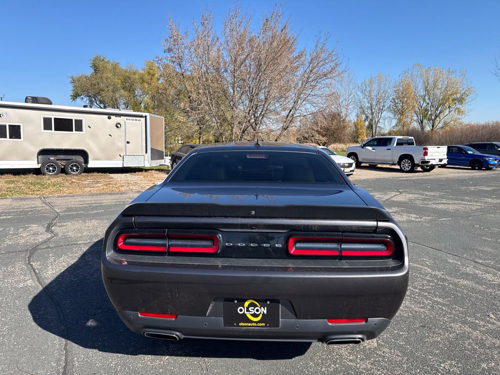 Used 2017 Dodge Challenger SXT Plus RWD image 4