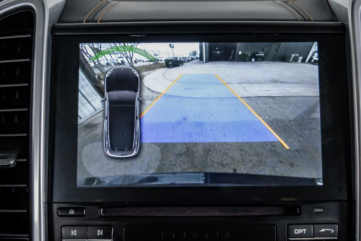 Used 2018 Porsche Cayenne Turbo image 20