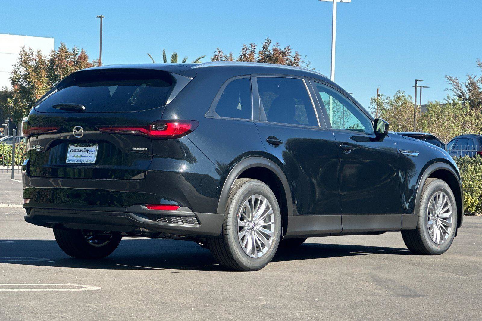New 2026 MAZDA CX-90 3.3 Turbo w/ Select Package image 5