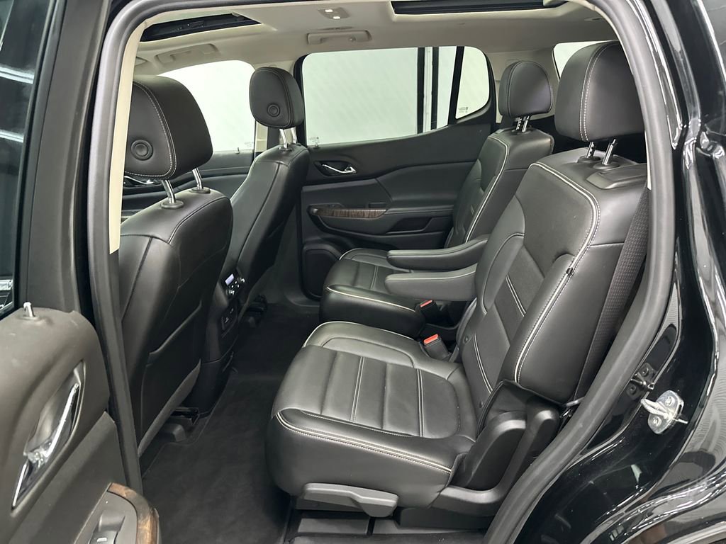 Used 2021 GMC Acadia Denali w/ Denali Technology Package FWD image 25