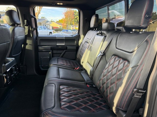 Used 2019 Ford F150 Lariat w/ Equipment Group 502A Luxury AWD/4WD image 4